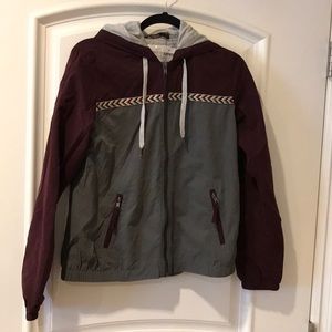 Empyre hooded rain jacket women’s size S